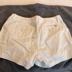 Vineyard Vines Women's White Cargo Shorts